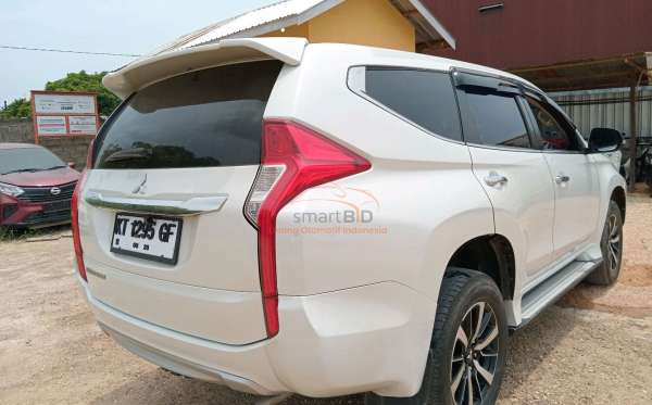 MITSUBISHI PAJERO SPORT 2.5L GLX (4X4)