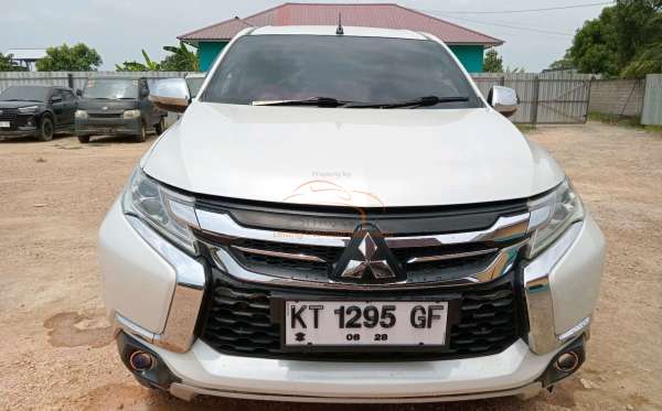 MITSUBISHI PAJERO SPORT 2.5L GLX (4X4)
