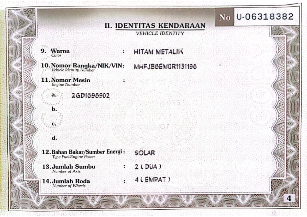 TOYOTA INNOVA 2.4 G