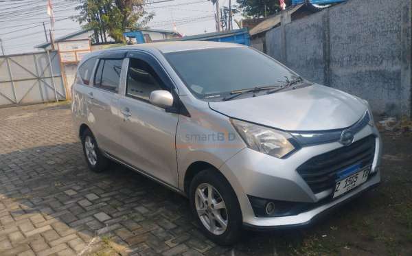 DAIHATSU  SIGRA  M