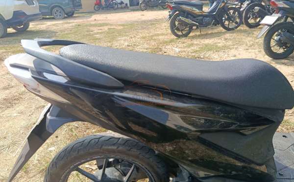 HONDA  BEAT