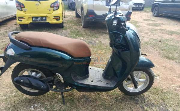 HONDA SCOOPY STYLISH