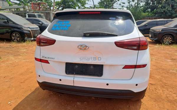HYUNDAI TUCSON 2.0 2WD