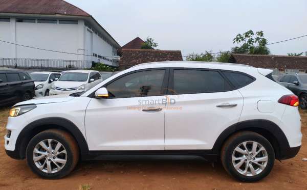 HYUNDAI TUCSON 2.0 2WD