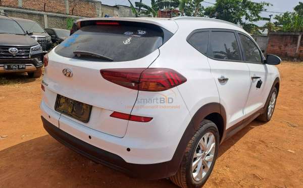 HYUNDAI TUCSON 2.0 2WD