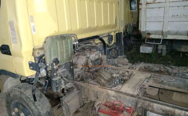MITSUBISHI CANTER FE 84