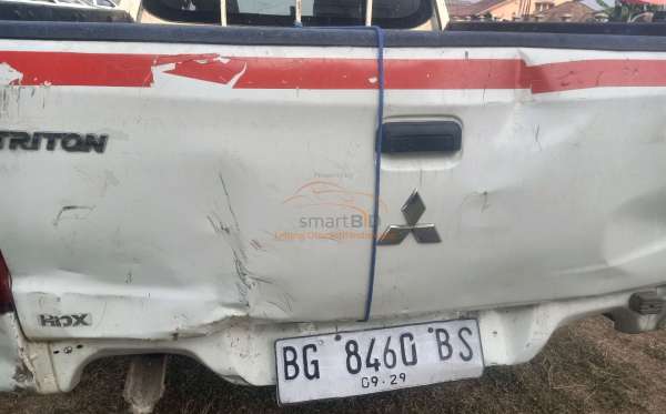 MITSUBISHI DC HDX 4X4