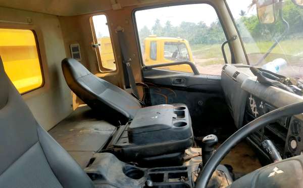 MITSUBISHI FN 62 F HD 6X4 DUMP