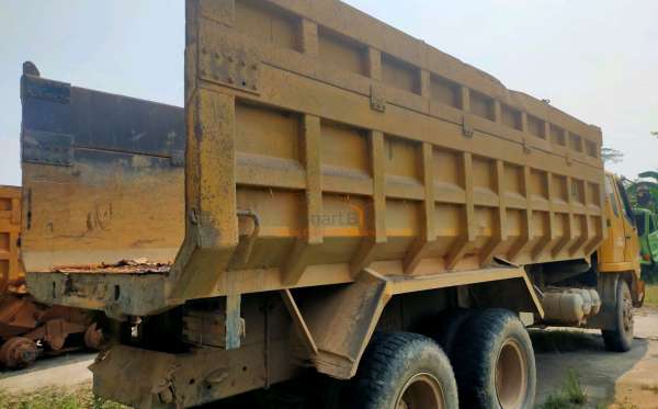 MITSUBISHI FN 62 F HD 6X4 DUMP