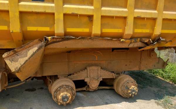MITSUBISHI FN 62 F HD 6X4 DUMP