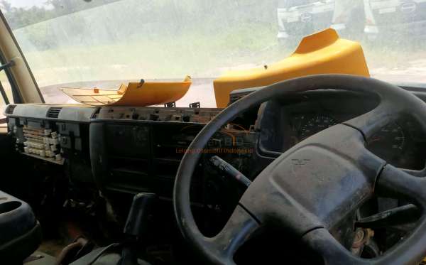 MITSUBISHI FN 62 F HD 6X4 DUMP