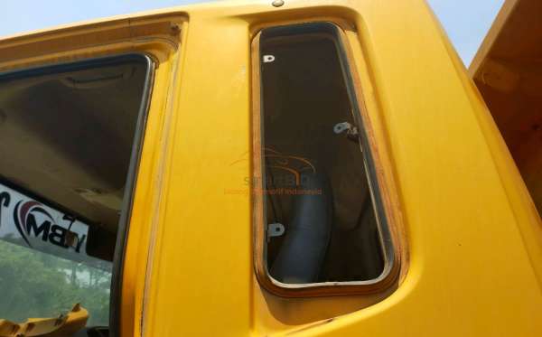 MITSUBISHI FN 62 F HD 6X4 DUMP