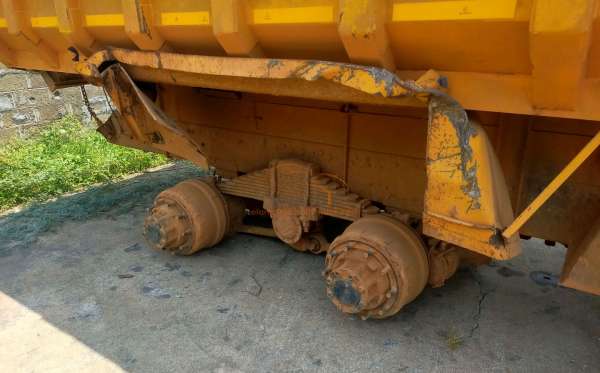 MITSUBISHI FN 62 F HD 6X4 DUMP