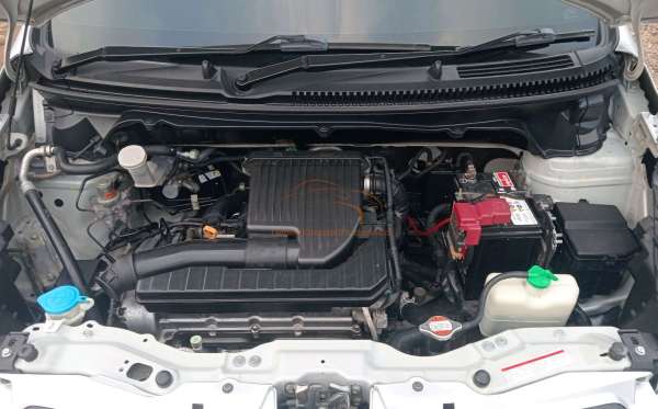 SUZUKI ERTIGA GL