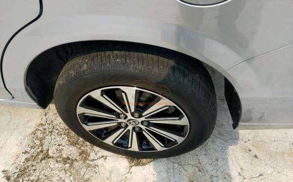 TOYOTA AVANZA 1.5 G
