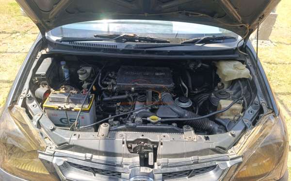 TOYOTA AVANZA