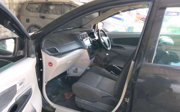 TOYOTA AVANZA 1.3 G
