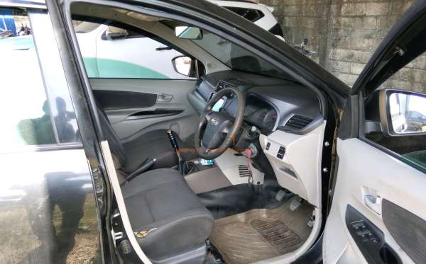 TOYOTA AVANZA 1.3 G