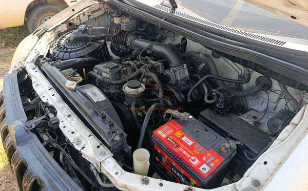 TOYOTA INNOVA