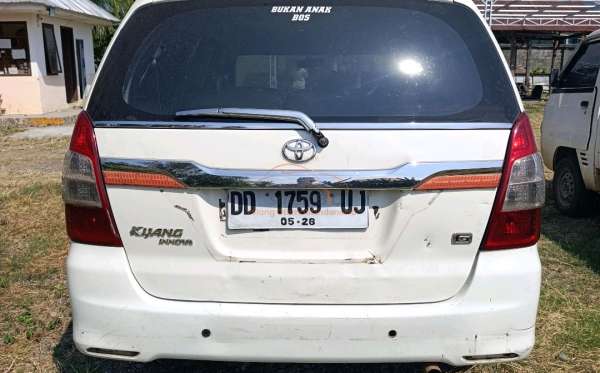 TOYOTA INNOVA
