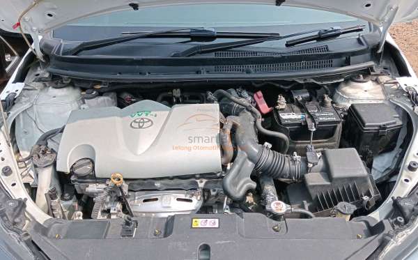 TOYOTA YARIS S
