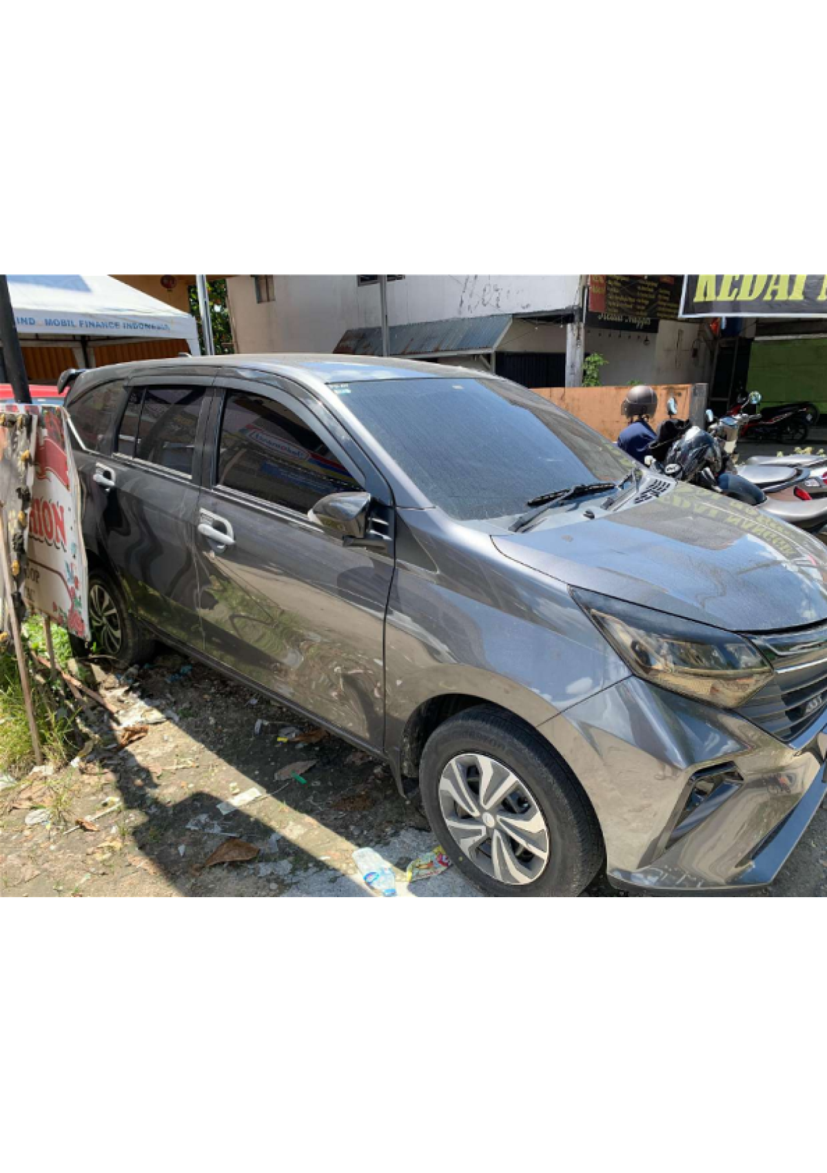 DAIHATSU  SIGRA  R