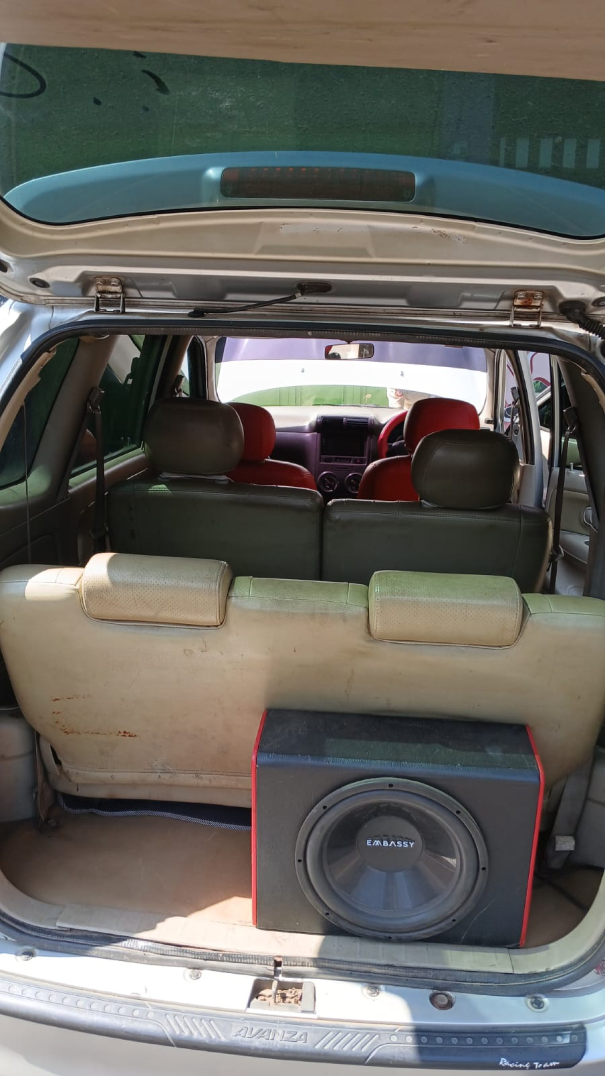TOYOTA AVANZA