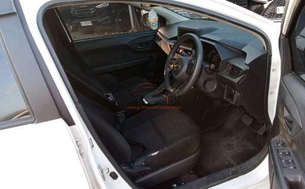 DAIHATSU AYLA