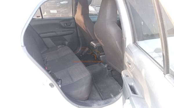 DAIHATSU AYLA