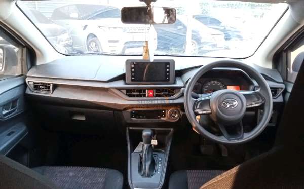 DAIHATSU AYLA