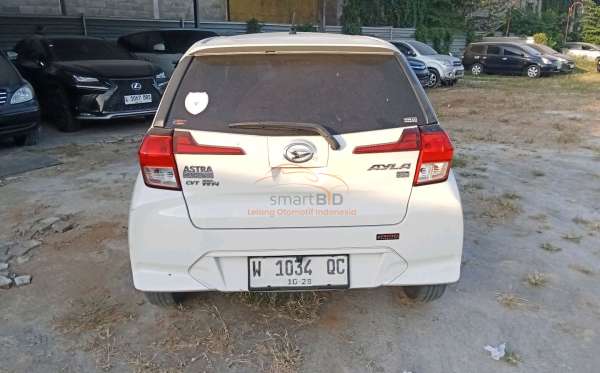 DAIHATSU AYLA