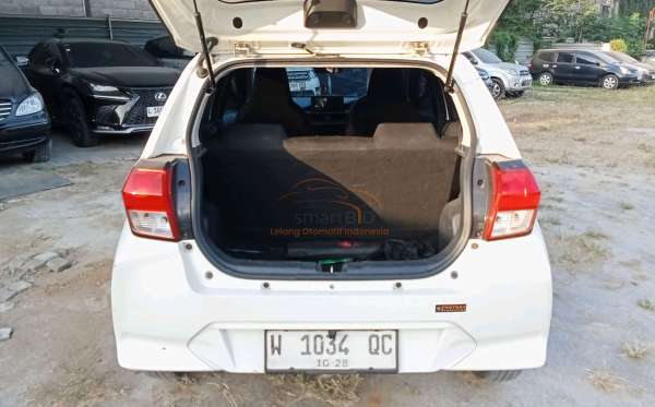 DAIHATSU AYLA