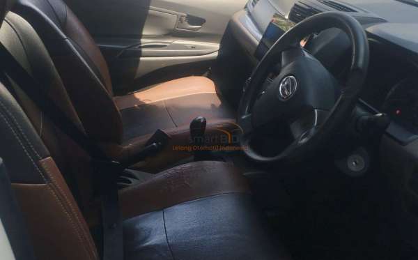 DAIHATSU XENIA 1.3 X