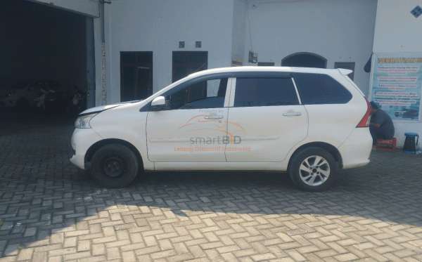DAIHATSU XENIA 1.3 X