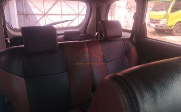 DAIHATSU XENIA 1.3 X