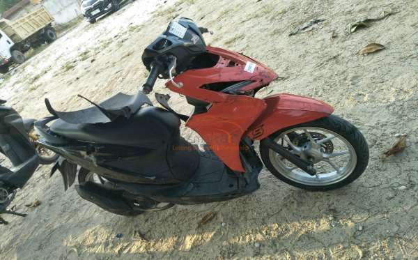 HONDA BEAT CBS FI CW