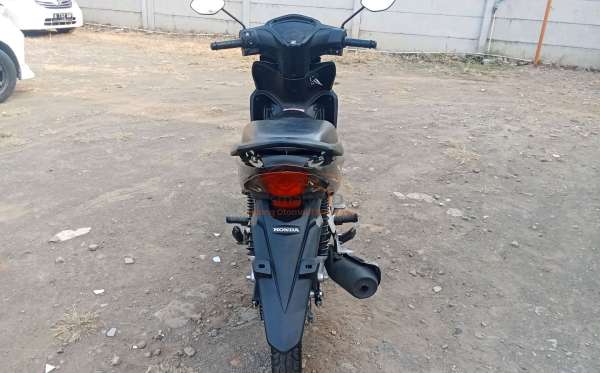 HONDA REVO FIT