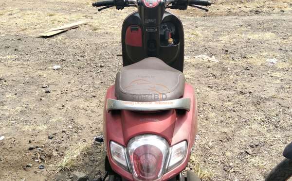 HONDA  SCOOPY