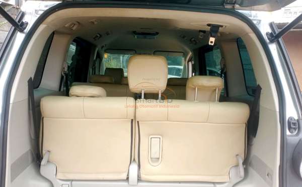 MAZDA BIANTE 2.0L 6 A/T