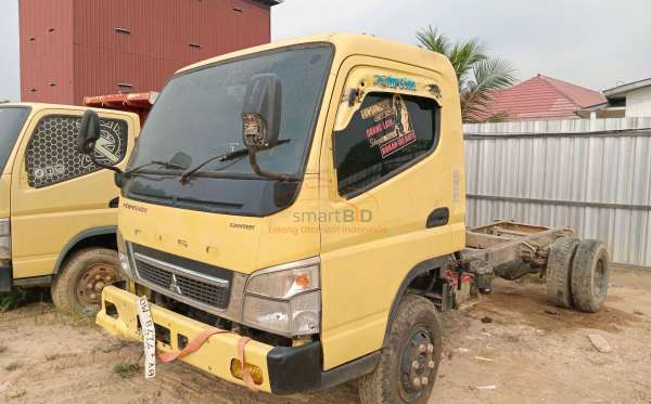 MITSUBISHI CANTER FE 84