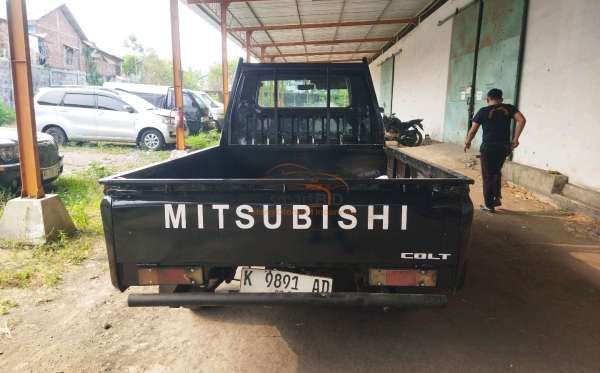 MITSUBISHI L300 PU FB-R (4X2)