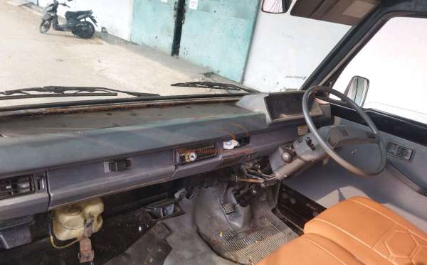 MITSUBISHI L300 PU FB-R (4X2)