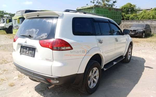 MITSUBISHI PAJERO SPORT