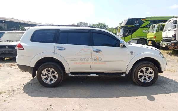 MITSUBISHI PAJERO SPORT
