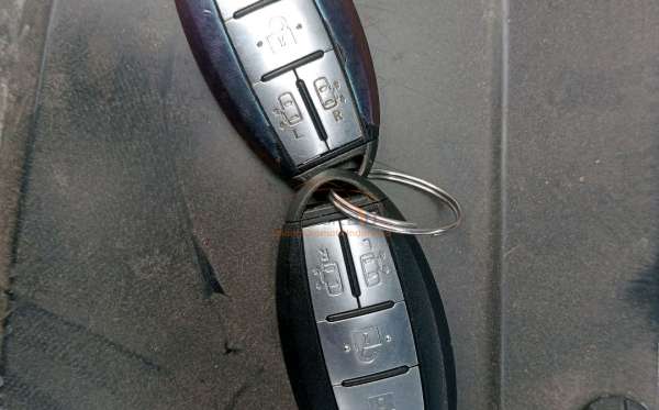 NISSAN SERENA HIGWAY STAR 2.0