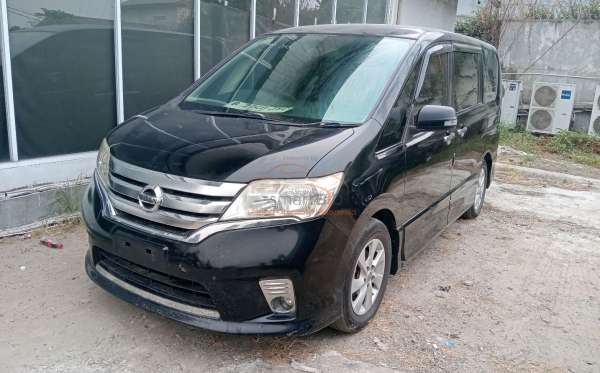 NISSAN SERENA HIGWAY STAR 2.0