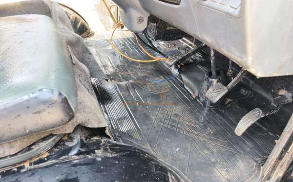 SUZUKI NEW CARRY PU WD AC PS