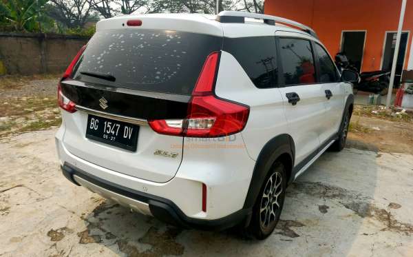 SUZUKI XL7