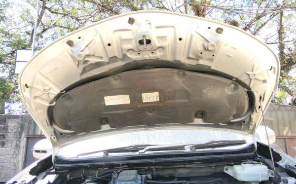 TOYOTA  AVANZA  VELOZ