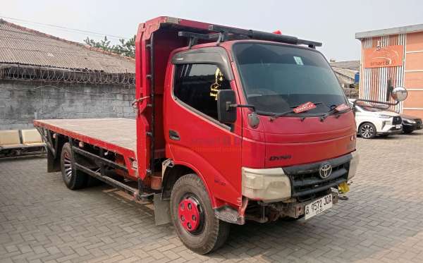 TOYOTA DYNA 110 ET